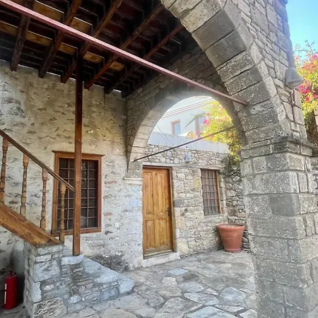 Alamango Ξενοδοχείο